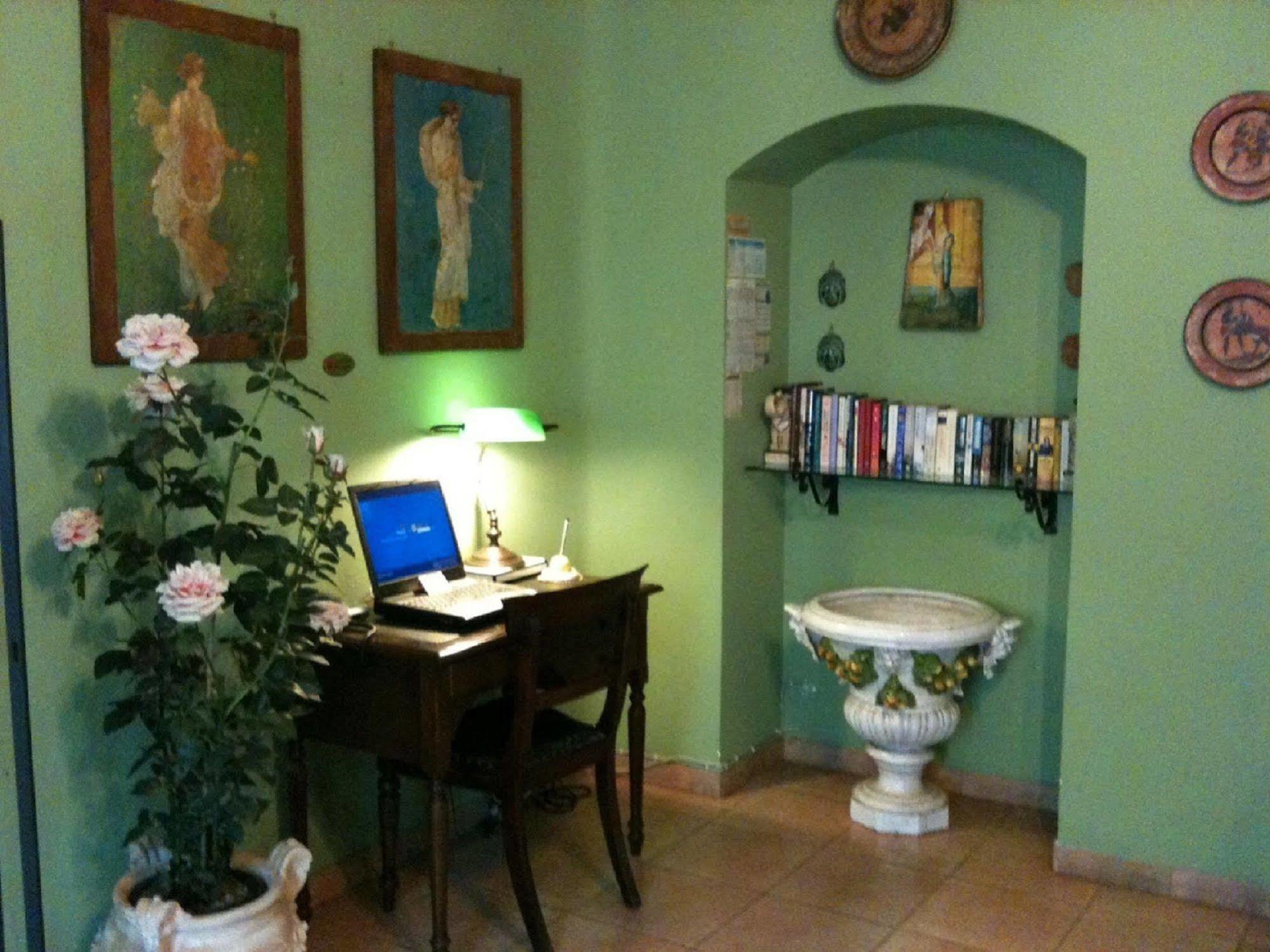 Hotel Degli Amici Pompei Bagian luar foto