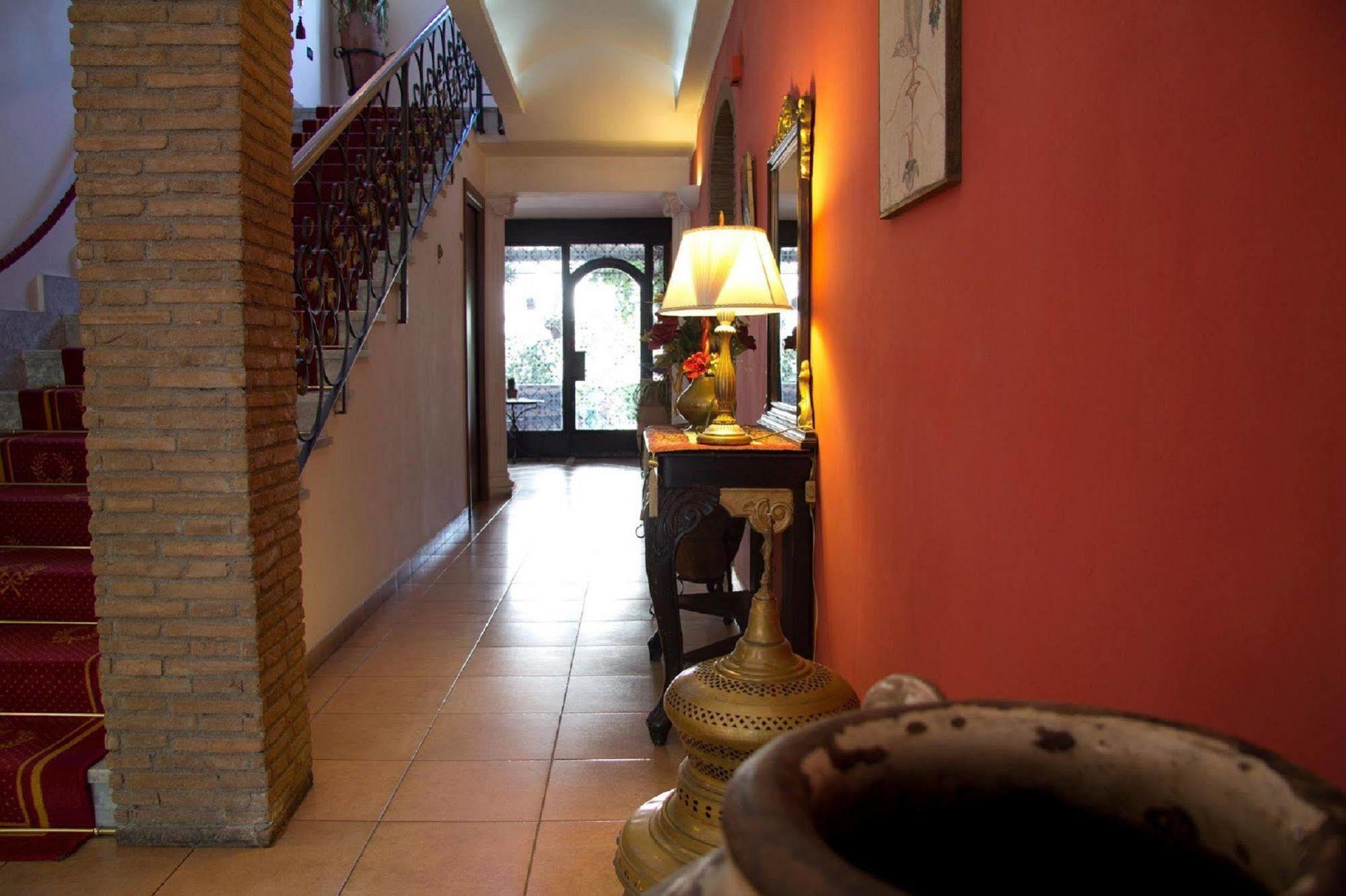Hotel Degli Amici Pompei Bagian luar foto